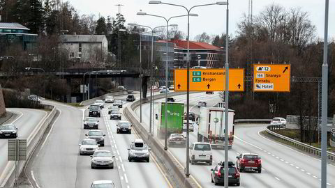 Regjeringen og samferdselsminister Kjetil Solvik-Olsen har svært forskjellig syn fra byrådet i Oslo på hva som er hovedformålet med utbyggingen av E 18 Vestkorridoren.