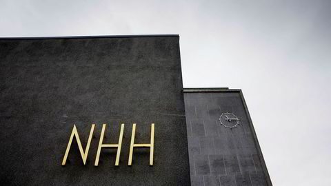 NHH i Bergen havner bak BI på Financial Times' prestisjetunge rangering.