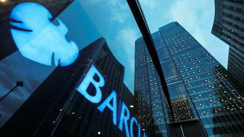 Barclays hovedkvarter i Canary Warf i finansdistriktet i London. Ledelsen kan nå se om ansatte er ved skrivebordene sine.