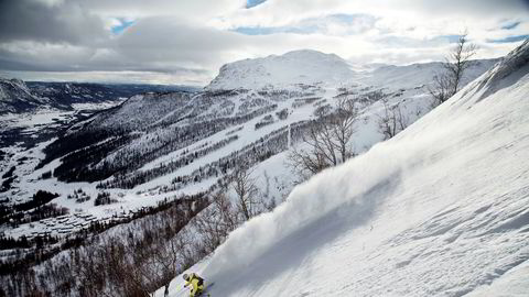 Den store andelen utenlandske gjester er blitt avgjørende for de største norske skisentrene. Her fra Hemsedal, der halvparten av overnattingsgjestene er besøkende fra utlandet.