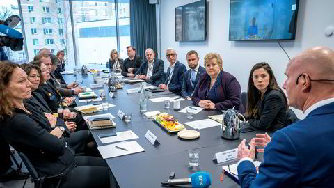 Statsminister Erna Solberg var med på Beredskapsutvalgets møte på morgenen torsdag 12. mars. Senere samme dag kom svært inngripende tiltak.