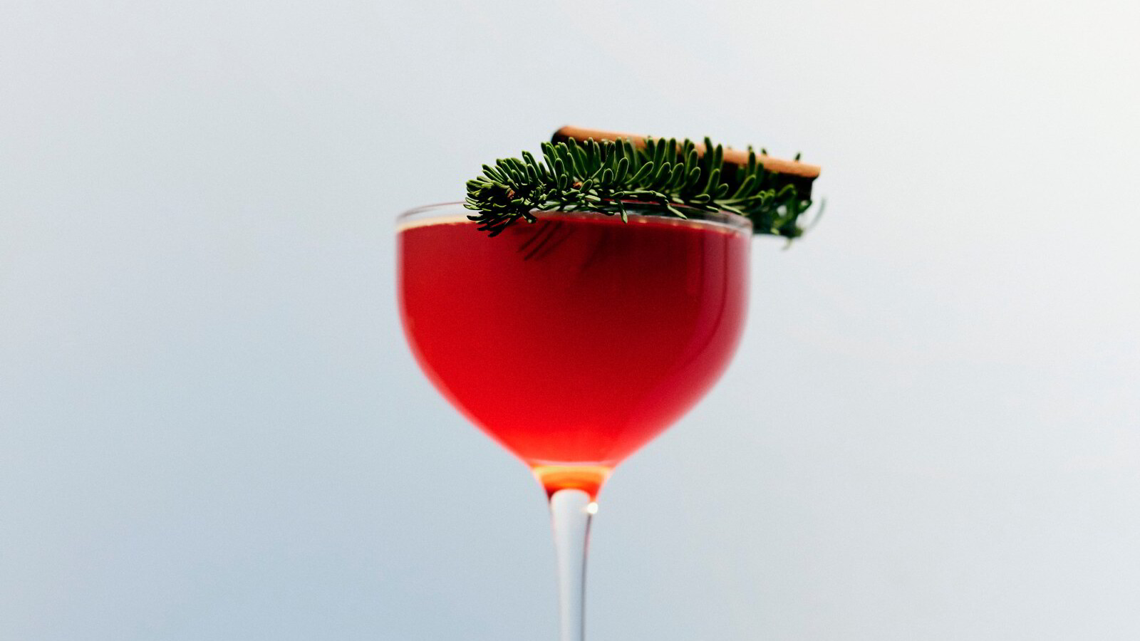 Himkok er kåret til verdens beste bar. Slik lager du deres julecocktail