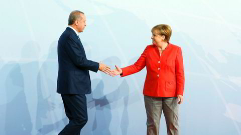 Angela Merkel møter Recep Tayyip Erdogan.