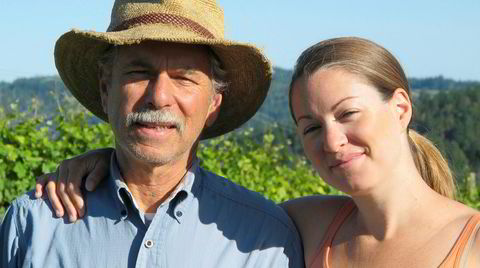 David Hirsch og datteren Jasmine Hirsch driver en av de mest spektakulært beliggende vingårdene i USA.