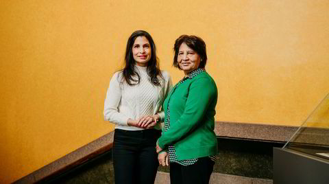 Azra Gilani (til høyre) og datteren Maria. Azra er en aktiv pensjonist og bestemor til seks.