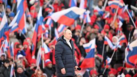 Russlands president Vladimir Putin hyllet russiske idrettsutøvere under en konsert som markerte åtteårsdagen for Russlands anektering av Krim-halvøya.