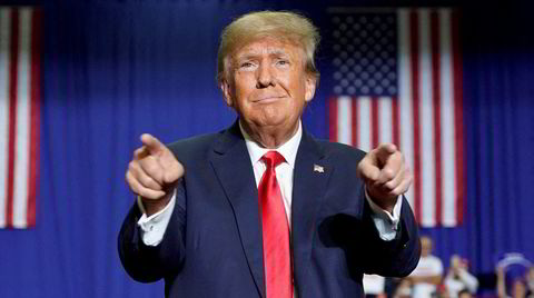 Donald Trump har ikke sagt at han stiller til presidentvalg i 2024, men han oppfører seg slik, her i Warren. Michigan 1. oktober i år.