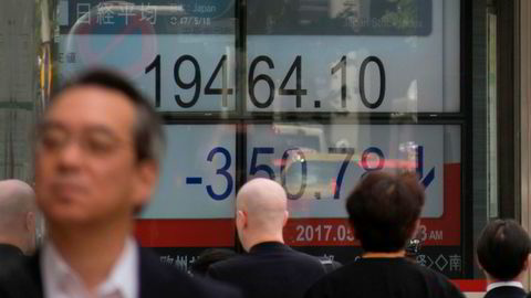 Børsuroen i USA har spredd seg til Asia med børsfall fra Japan til Australia. Ikke en gang overraskende høy økonomisk vekst har klart å skape optimisme. En sterkere japansk valuta slår negativt ut for eksportørene.