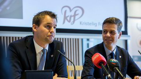 KrF-ledelsen, her ved partileder Knut Arild Hareide (t.h) og nestleder Kjell Ingolf Ropstad (t.v.), måtte tåle krass kritikk fra sine egne i en intern evaluering av det svake valgresultatet i 2017