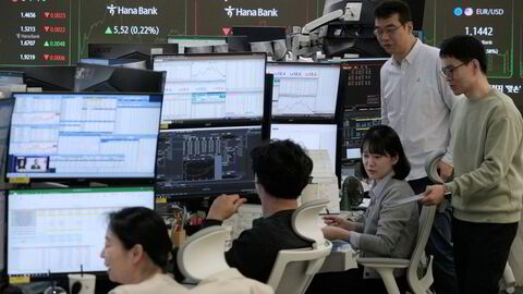 Det er en bred børsoppgang i hele Asia på onsdag. Her fra KEB Hana Bank i Seoul.