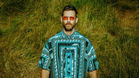 Calvin Harris har tatt en ny og veldig fin musikalsk retning på sin nye plate.