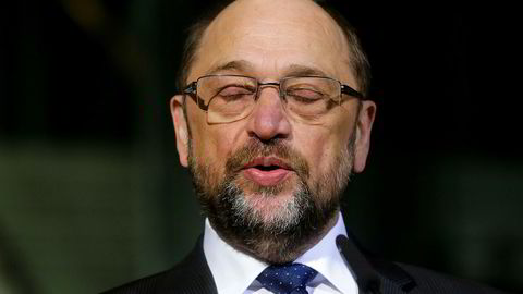 Martin Schulz kunngjorde tirsdag at han går av som partileder i SPD i partiets hovedkvarter i Berlin. Foto: Markus Schreiber / AP / NTB scanpix