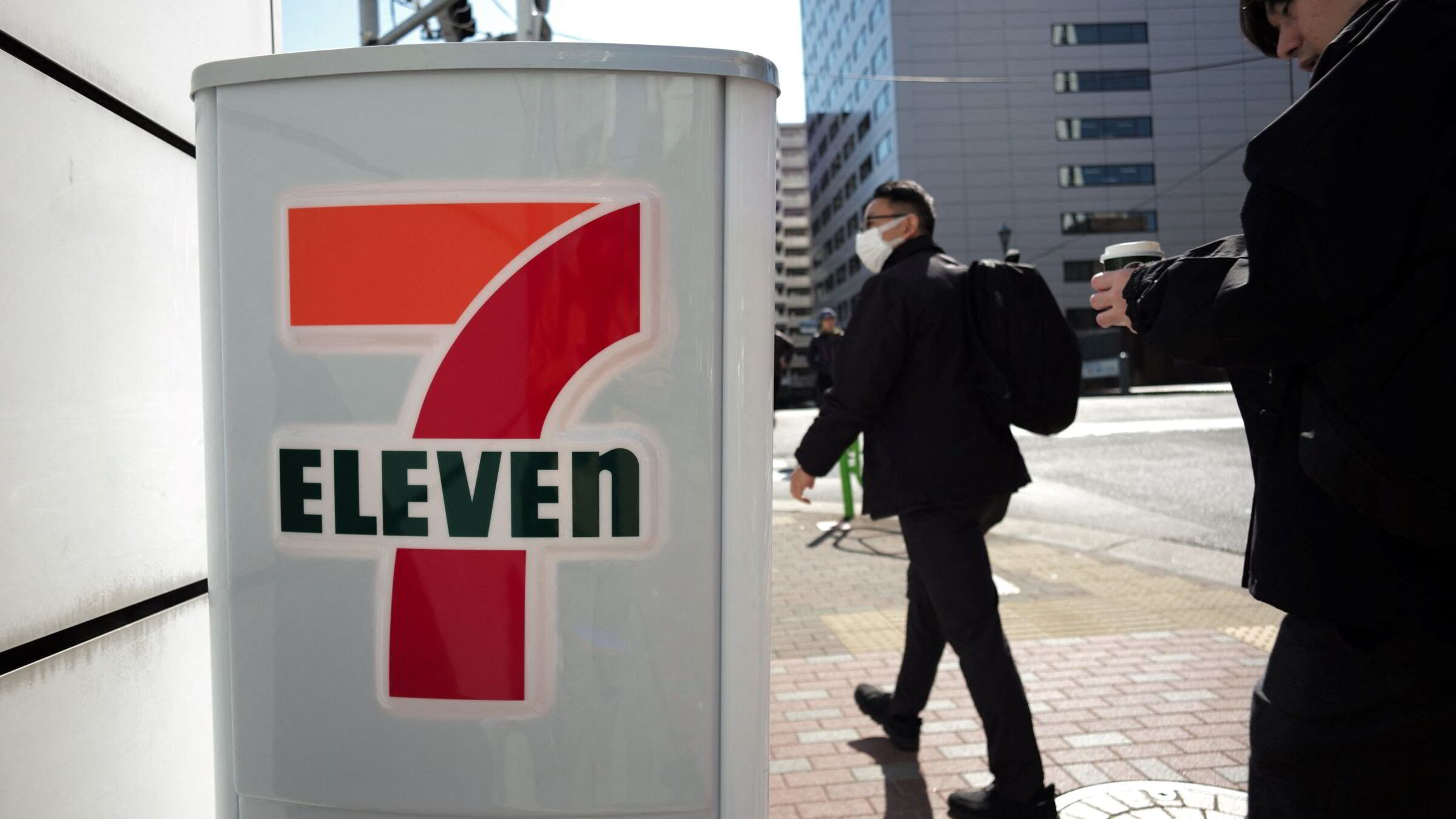 Teknologigiganter under press – rekordoppkjøp i Japan kollapser og aksjekursen stuper
