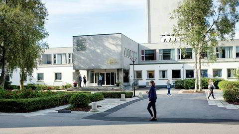 Det pågår en heftig debatt om studentmiljøet ved NHH i kjølvannet av avisinnlegget «Et nikkedukkehjem» i Bergens Tidende og studentavisen.