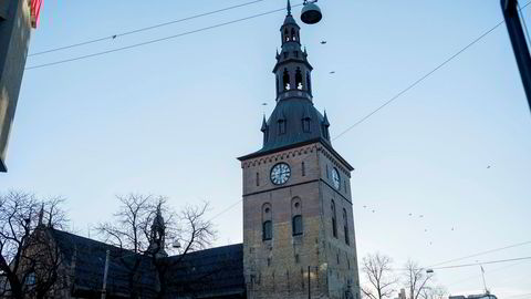 I Norge er det mye bluferdighet knyttet til tro, og jeg har hørt ganske mange varianter av utsagnet: «Jeg er vel ikke kristen, men jeg ber aftenbønn hver kveld», skriver Kristin Gunleiksrud Raaum. Her: Oslo domkirke.