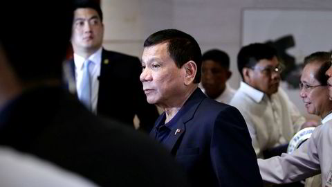 En ordfører har for andre gang blitt drept av politiet på Filippinene, etter at president Rodrigo Duterte har navngitt vedkommende som en narkoforbryter.