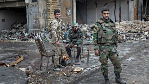 President Assad i Syria kan glede seg over å ha overlevd konflikten. Men om våpnene skulle stilne – noenlunde – vil han sitte igjen som hersker over en ruinhaug. Her fra Aleppo.