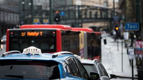 Alle som vil og er kvalifisert til det, bør få lov til å kjøre taxi.