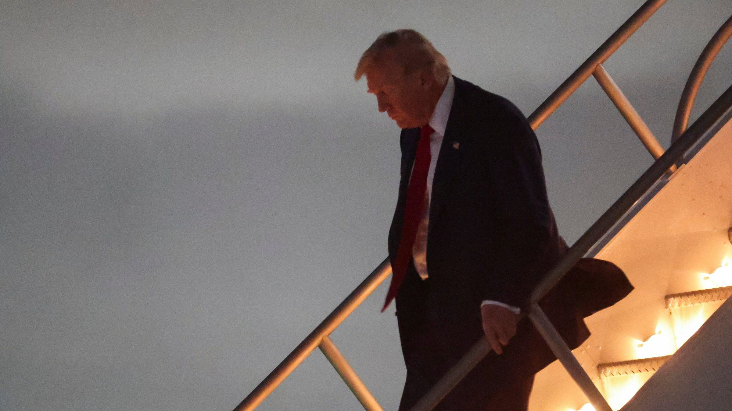 Irans president beklager angrep på naboland – Trump varsler opptrapping