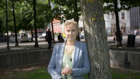 Sofie Nystrøm (39) er direktør for NTNU CCIS (Center for Cyber and Information Security). Når hun ikke jobber trives hun godt på ferie i Norge.