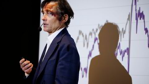 Robert Næss i Nordea husker godt hvordan dollarsvekkelsen gikk utover avkastningen til en rekke Nordea-fond i 2007. Det er lenge siden nå, men kan det skje igjen?