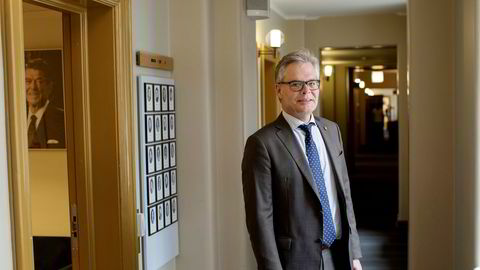 Hans Andreas Limi reagerer på bindingene mellom Terje Rød-Larsen og Geir O. Pedersen.