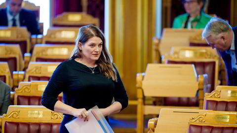 Næringsminister Cecilie Myrseth fortalte Stortinget i april at «flere» toppsjefer i statlige selskaper nå har lønnsutvikling på nivå med øvrige ansatte.