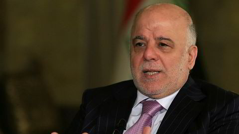 Iraks statsminister Haider al-Abadi sier landet kan være med på å kutte i oljeproduksjonen i samråd med Opec.