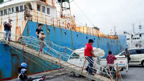 Indonesiske myndigheter har opprettet en egen elitegruppe som etterforsker ulovlig fiske. Denne uken møtes landene som har ratifisert den internasjonale bindende avtalen mot ulovlig, uregulert og urapportert fiske i Oslo.
