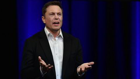 Elon Musk er mannen bak både elbilprodusenten Tesla og romfartsselskapet SpaceX som ønsker å kolonisere Mars.