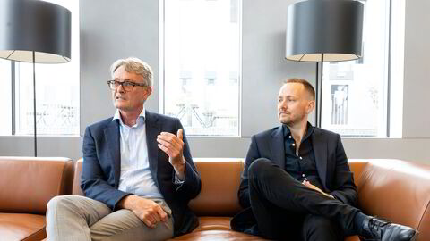 Nye KI-partnere: Aker-sjef Øyvind Eriksen (til venstre) og Nscale-sjef Josh Payne snakker om investeringene i Narvik som kan komme opp i 100 milliarder kroner.