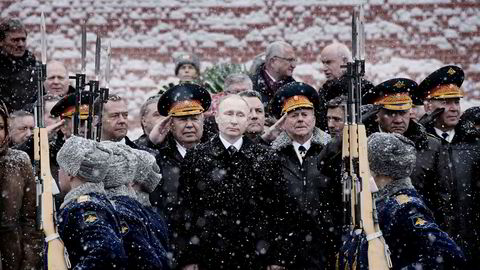 Russlands president Vladimir Putin skal ha sendt signaler om at han gjerne vil ha USAs utenriksminister Rex Tillerson til Moskva.