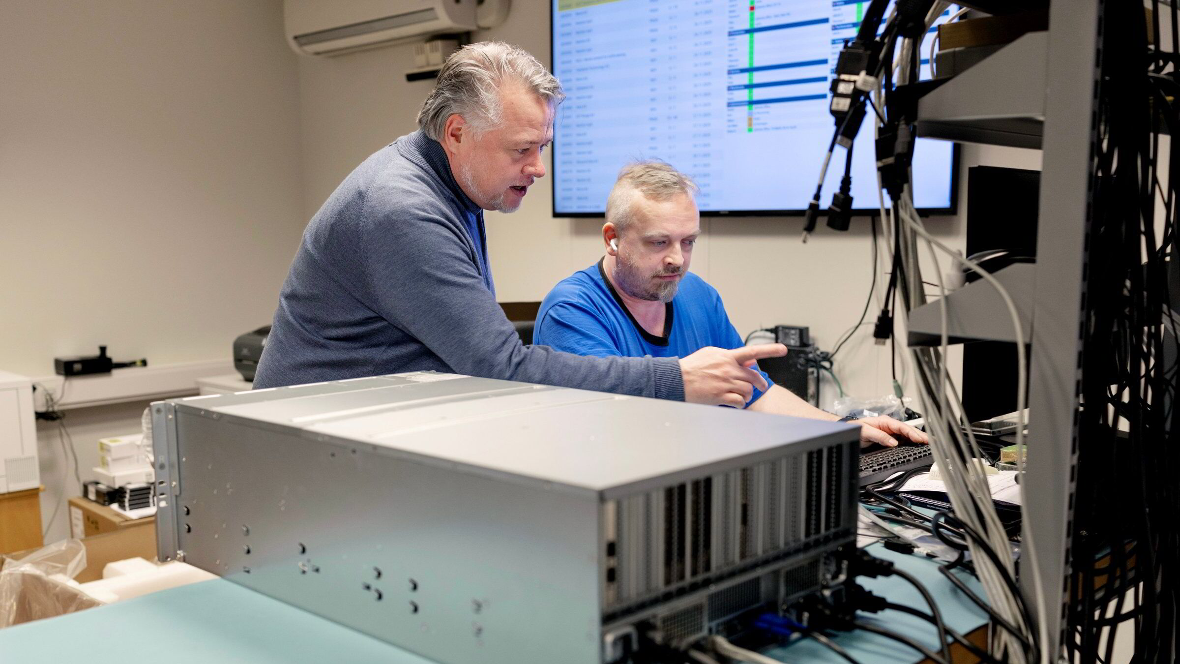 Budkrig på KI-brikker presser gråmarkedet – handler til spotpris uten garanti