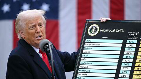 USAs president Donald Trump og hans komiske tolltavle.