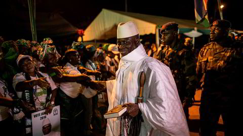 Gambias tidligere president Yahya Jammeh beskyldes for å ha tømt banken før han forlot hjemlandet i vanære.