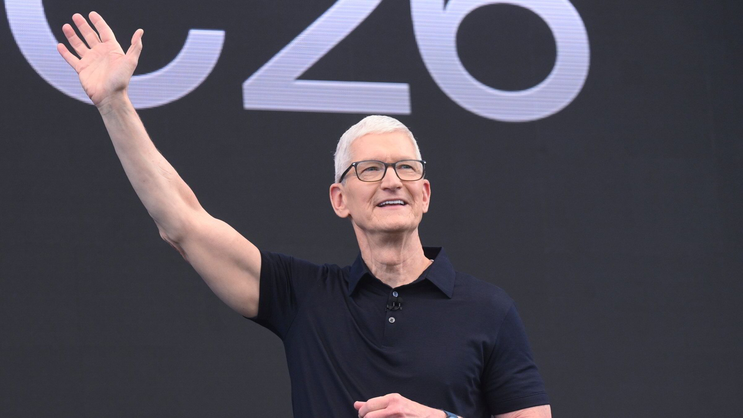 Tim Cook varsler uunngåelig prisøkning for Apple-produkter: – En hundreårsflom