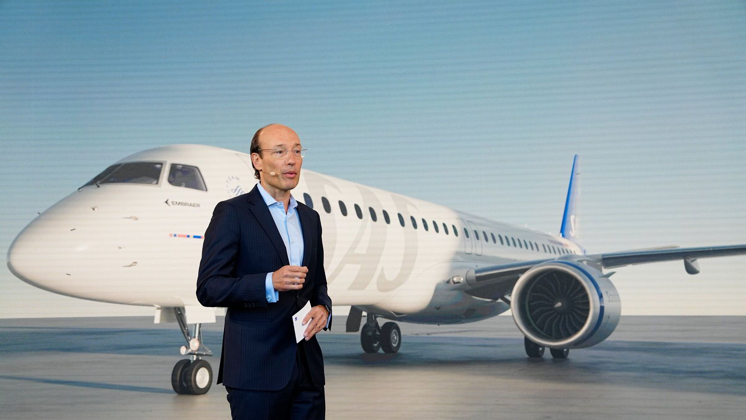 SAS-sjefen: Innstiller 1000 avganger i april