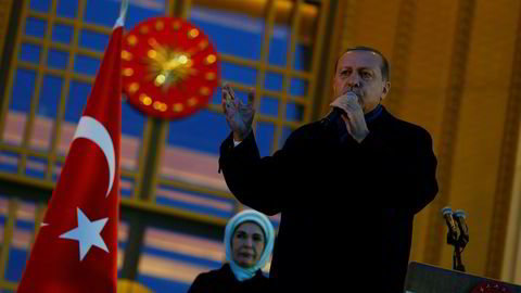 – Dette landet har avholdt det mest demokratiske valget som aldri tidligere har vært sett i noe annet vestlig land, sa Tyrkias president Tayyip Erdogan i en tale utenfor presidentpalasset i Ankara andre påskedag.