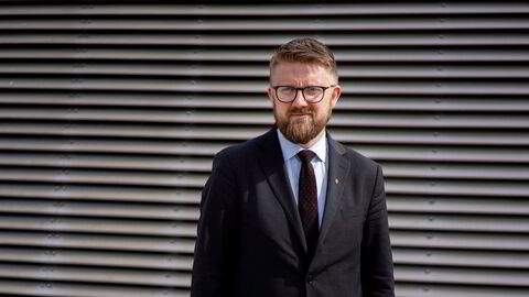 – Politisk er det også i Norges langsiktige interesse å ha et fungerende fiskerisamarbeid i Barentshavet. Det har vi klart i 50 år gjennom de kaldeste periodene av den kalde krigen. Det ønsker vi fremdeles, sier statssekretær Eivind Vad Petersson (Ap) i UD.