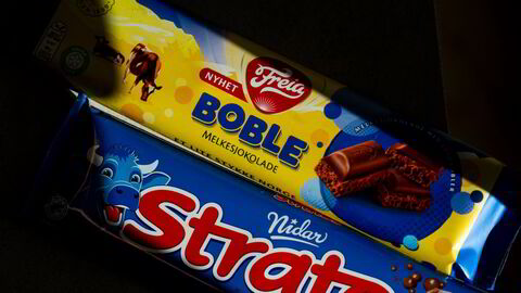 Det er blåfargen Pantone 2144 C, brukt på Stratos-emballasjen, som Orkla nå har fått enerett til å bruke. Etter at Orkla i fjor saksøkte Freia over blåfargen brukt på deres Boble-sjokolade (bildet), har Freia endret emballasjen på Boble.