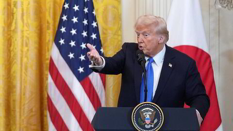 Japans handelsminister har forgjeves forsøkt å sikre fritak fra USAs straffetoll på stål og aluminium. President Donald Trump møtte Japans statsminister Shigeru Ishiba i Det hvite hus i februar.
