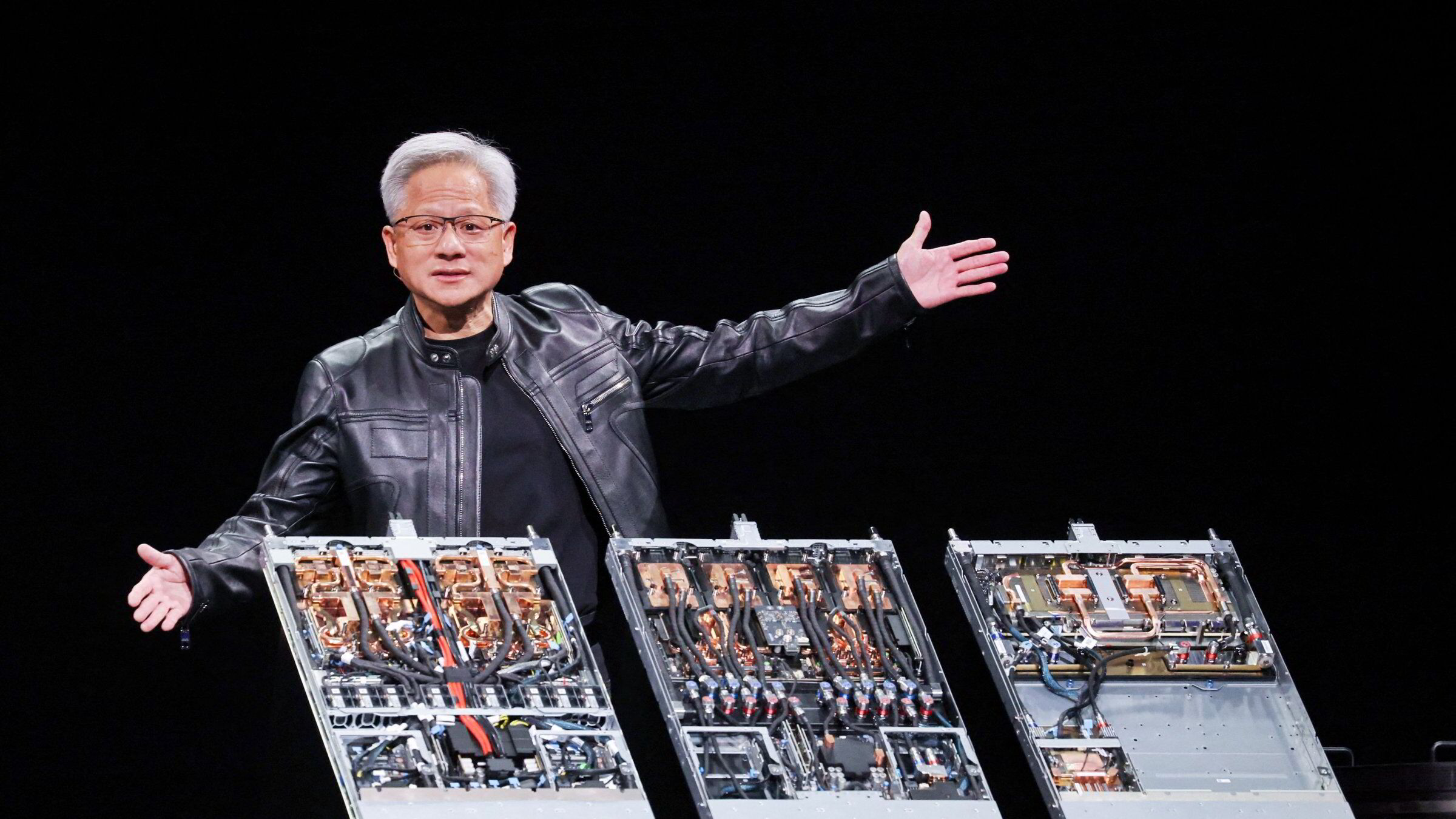 Nvidia-Huang fyrer opp investorene – KI-aksjer har igjen medvind