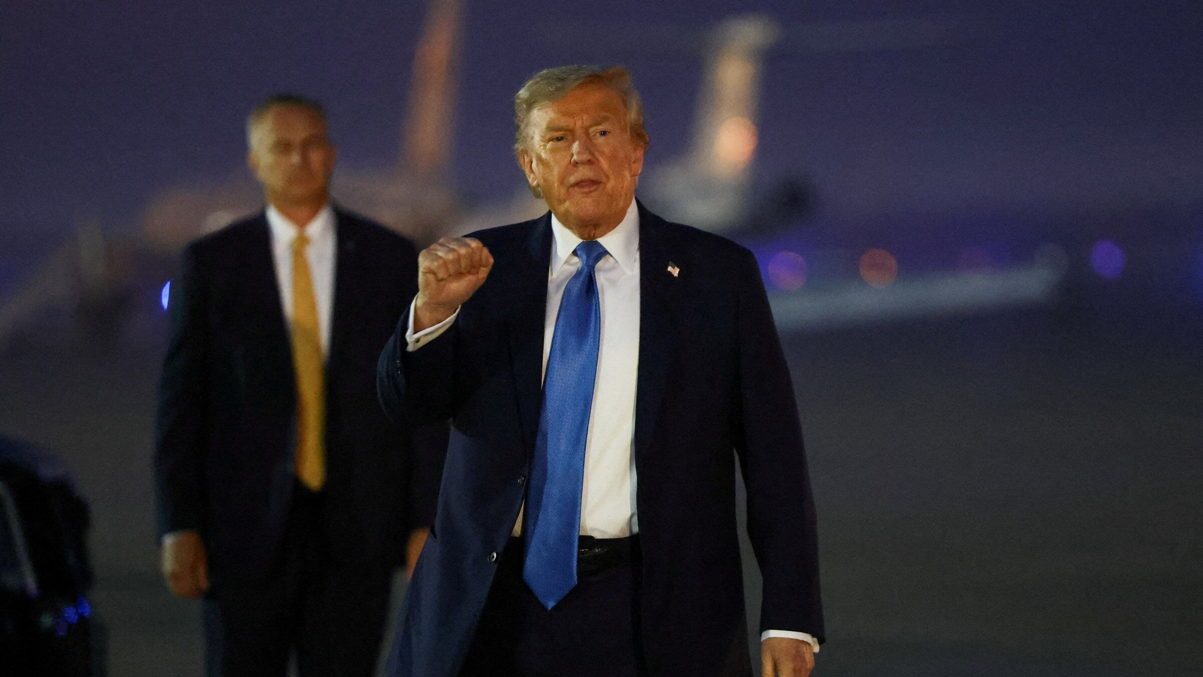 Trump ber Iran om «betingelsesløs kapitulasjon»