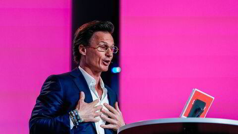 Til Petter Stordalens forsvar skal det sies at det har ikke hjulpet med kraftig økte renter i perioden selskapet har vært børsnotert.