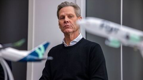 Flyselskap-gründer Erik G. Braathen vurderer Sveits.