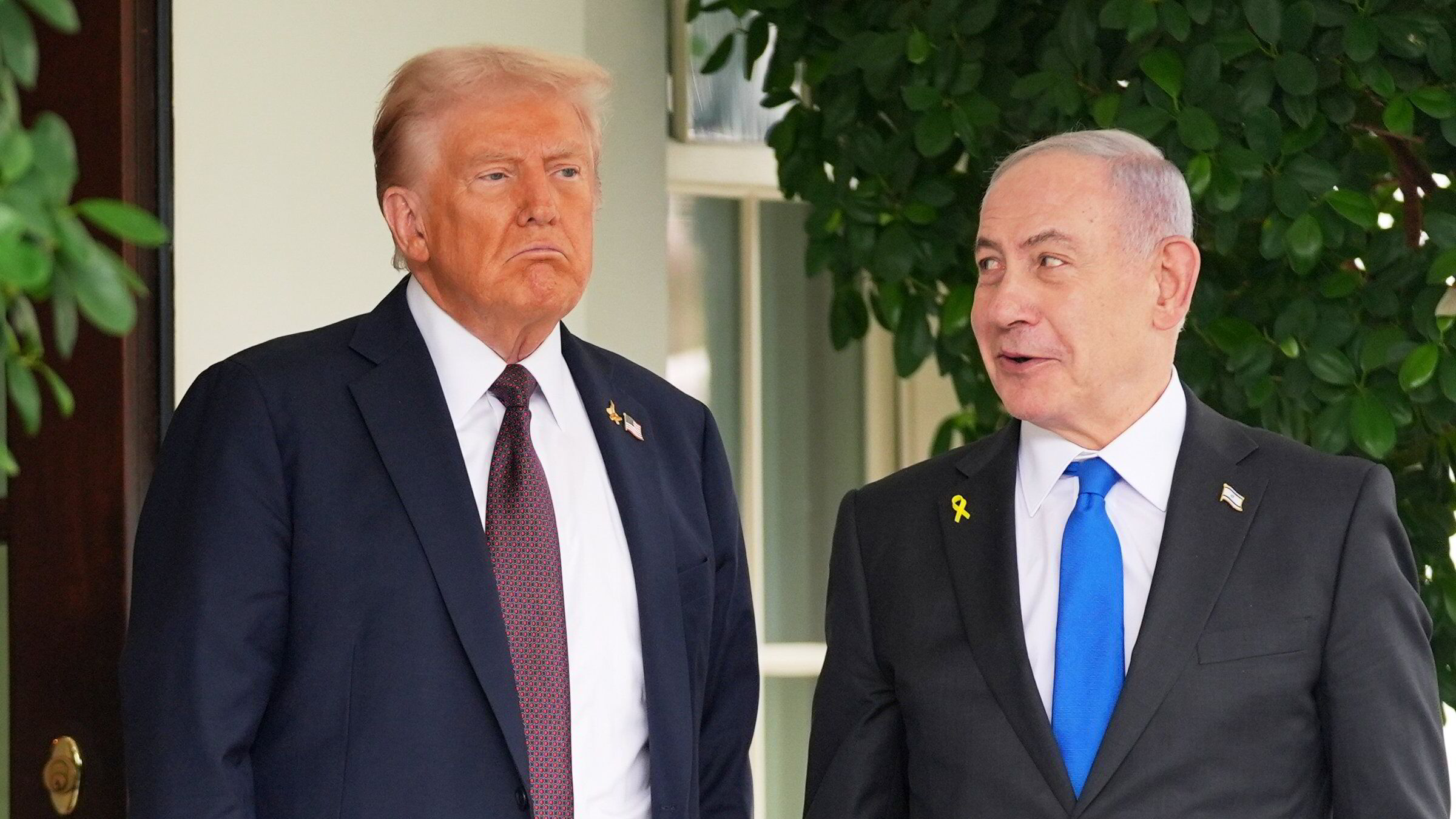 Netanyahu på plass i Det hvite hus – er under press for å godta Trumps fredsplan