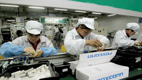 Proteksjonistiske tiltak som skader den kinesiske økonomien, skader også amerikanske bedrifter som setter sammen produktene sine i Kina, som her på Foxconns fabrikk i Shenzhen.