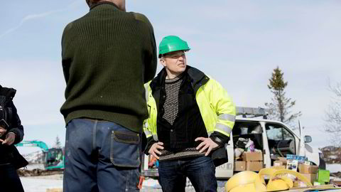Lars Mamen fungerer som verneombud for arbeidstagere i bedrifter som ikke har eget verneombud på byggeplassen. – Folk har råd til å kjøpe hytter til seks–syv millioner kroner, men er det noen som har undersøkt hvilke forhold arbeidsfolkene jobber under? sier han.