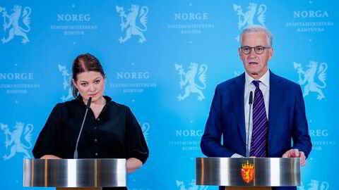 Statsminister Jonas Gahr Støre og næringsminister Cecilie Myrseth inviterte mandag til pressekonferanse for å fremlegge regjeringens nye tiltak for bedre konkurranse i dagligvarebransjen.
