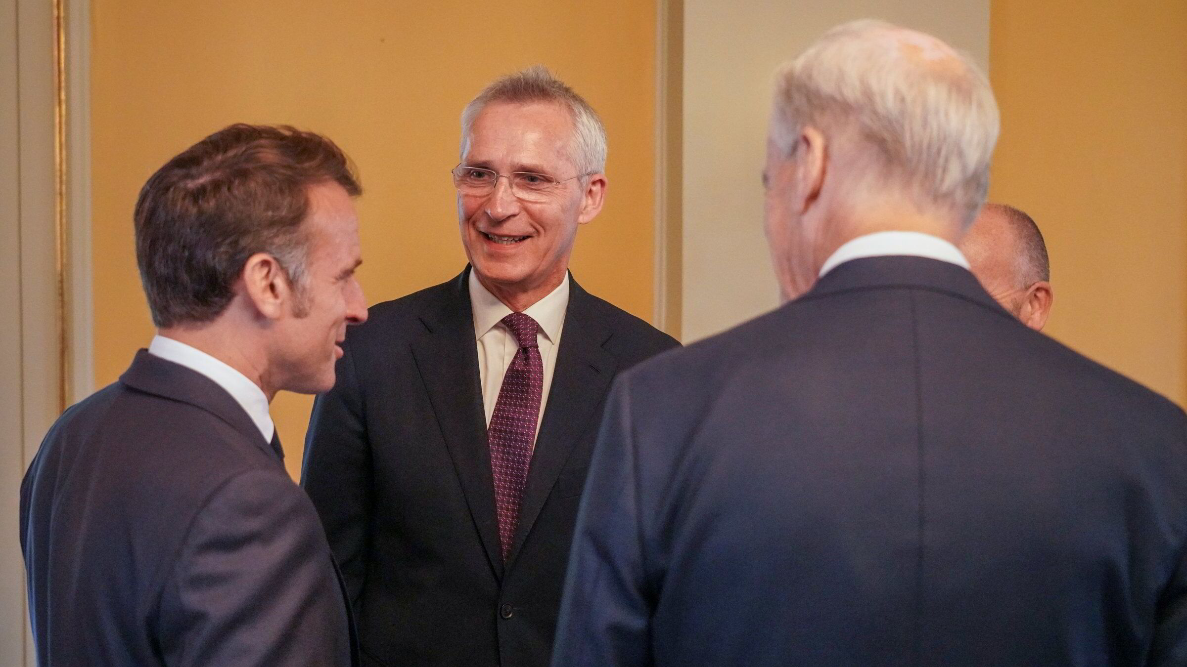 Dette ville Macron ha fra Tangen og Stoltenberg